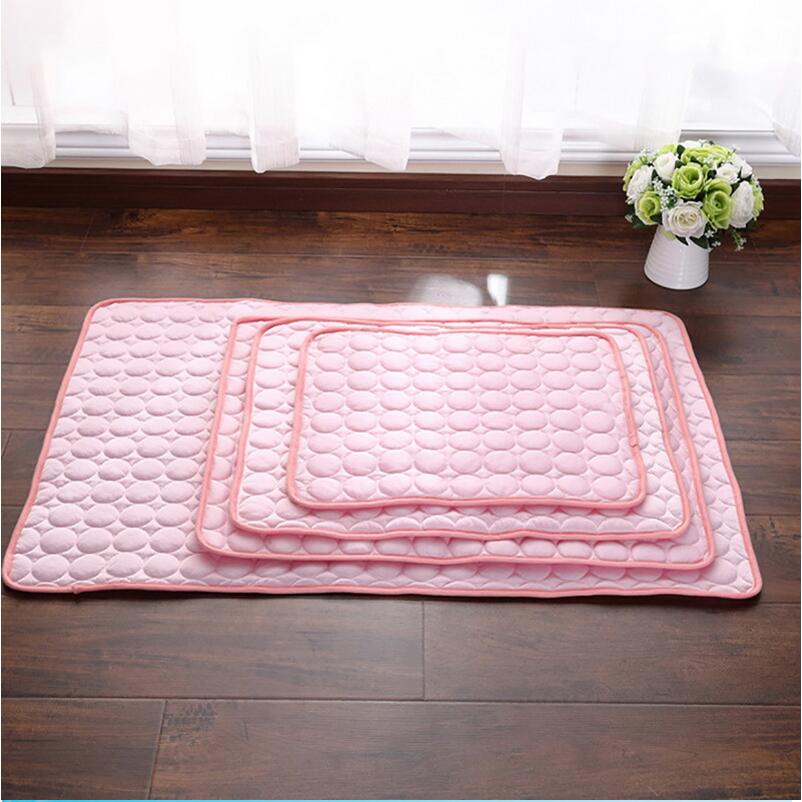 Ice Silk Cooling Mat for Cats & Dogs