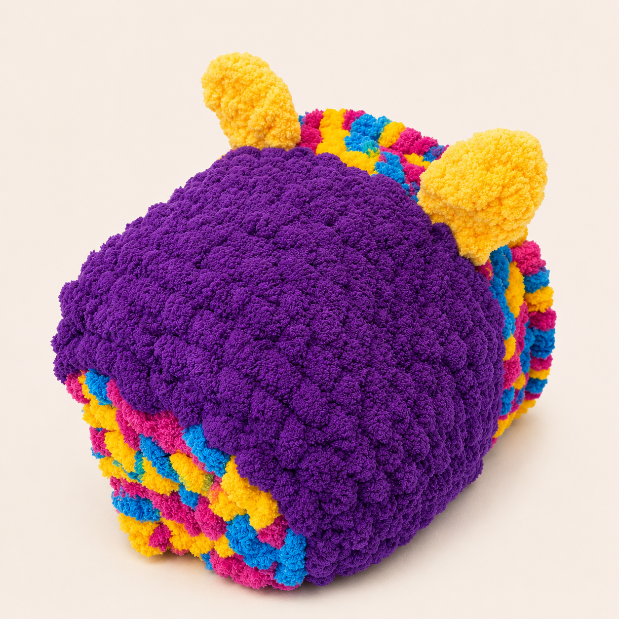 Luxury Handmade Chunky Knit Cat Cave Bed with Pom-Pom Toy