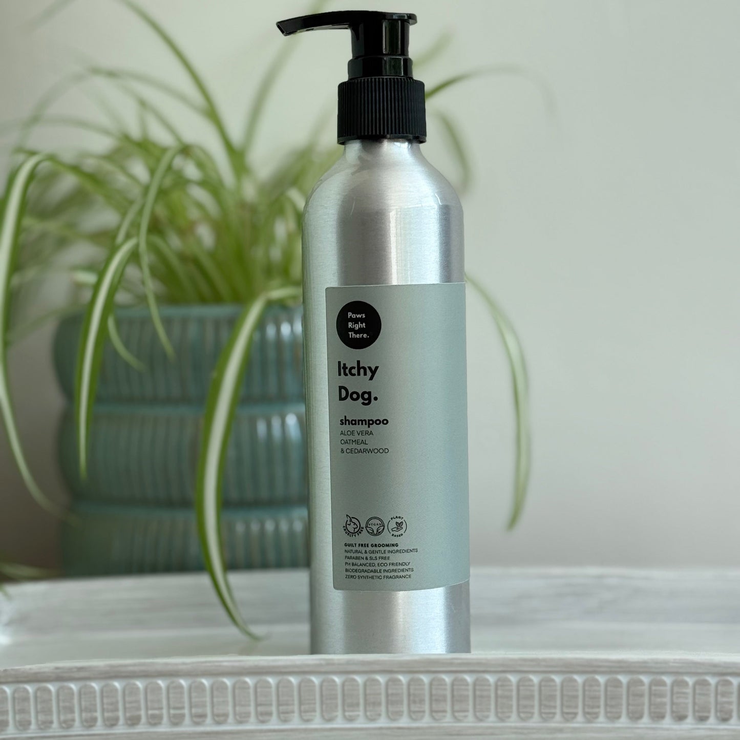 Itchy Dog Shampoo with Oatmeal & Aloe Vera 250ml