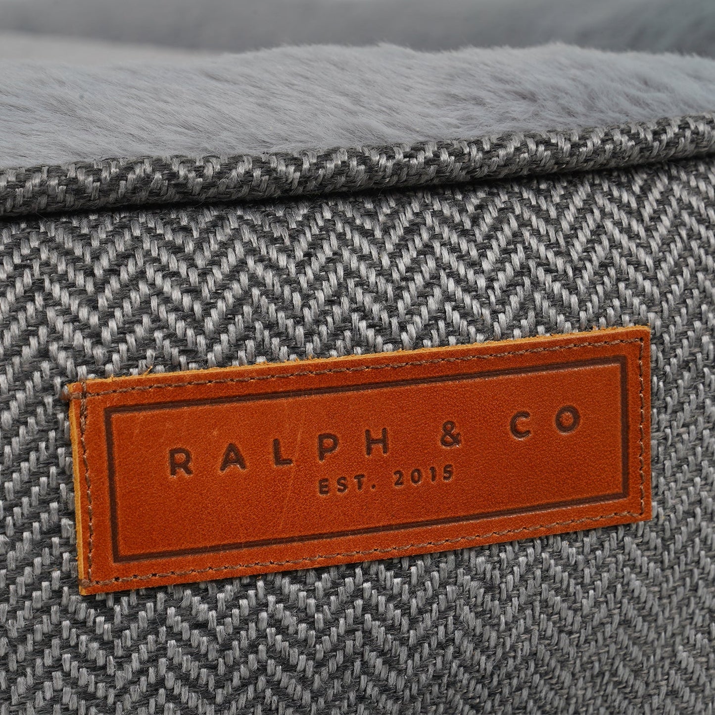THE BALMORAL  | LUXURY DONUT BED